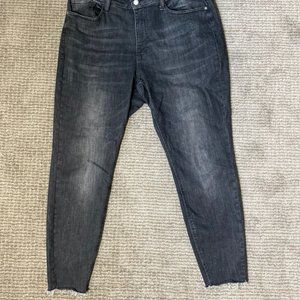 JUDY BLUE GREY DISTRESSED ANKLE RAW HEM JEANS 18W